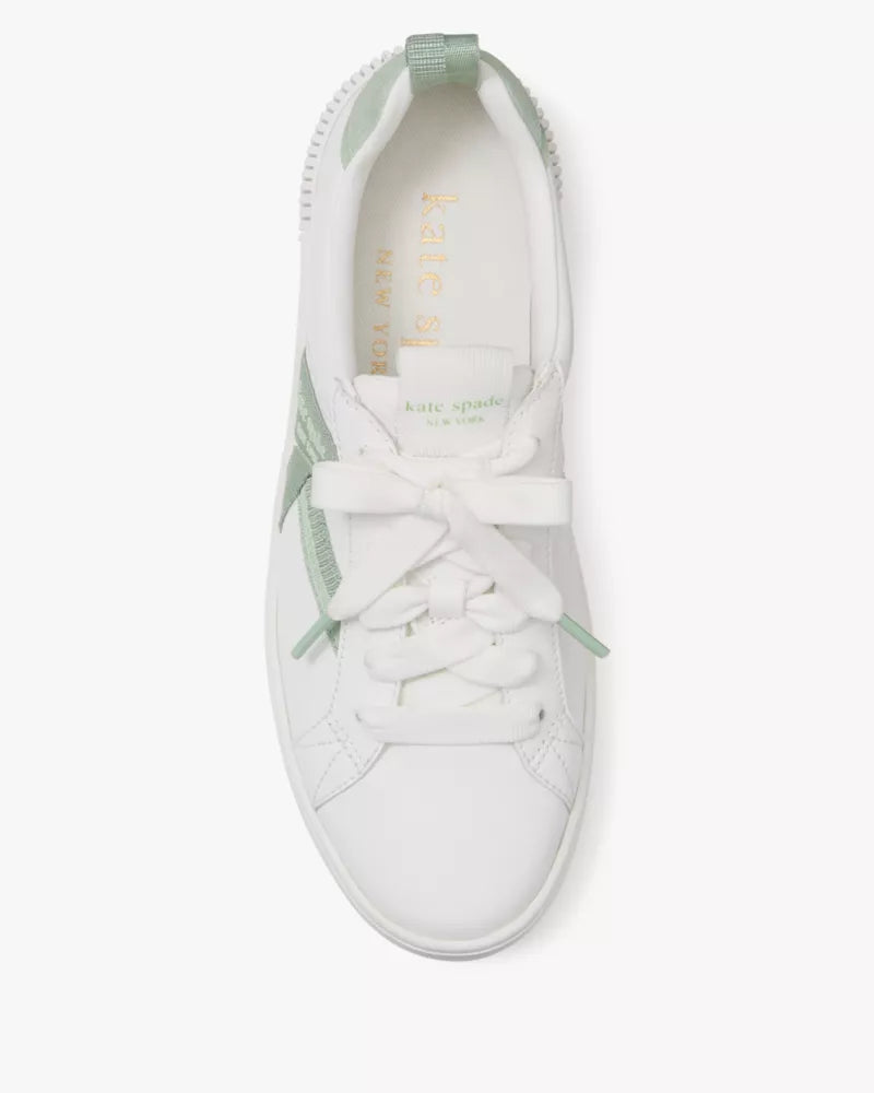True White/Pistachio