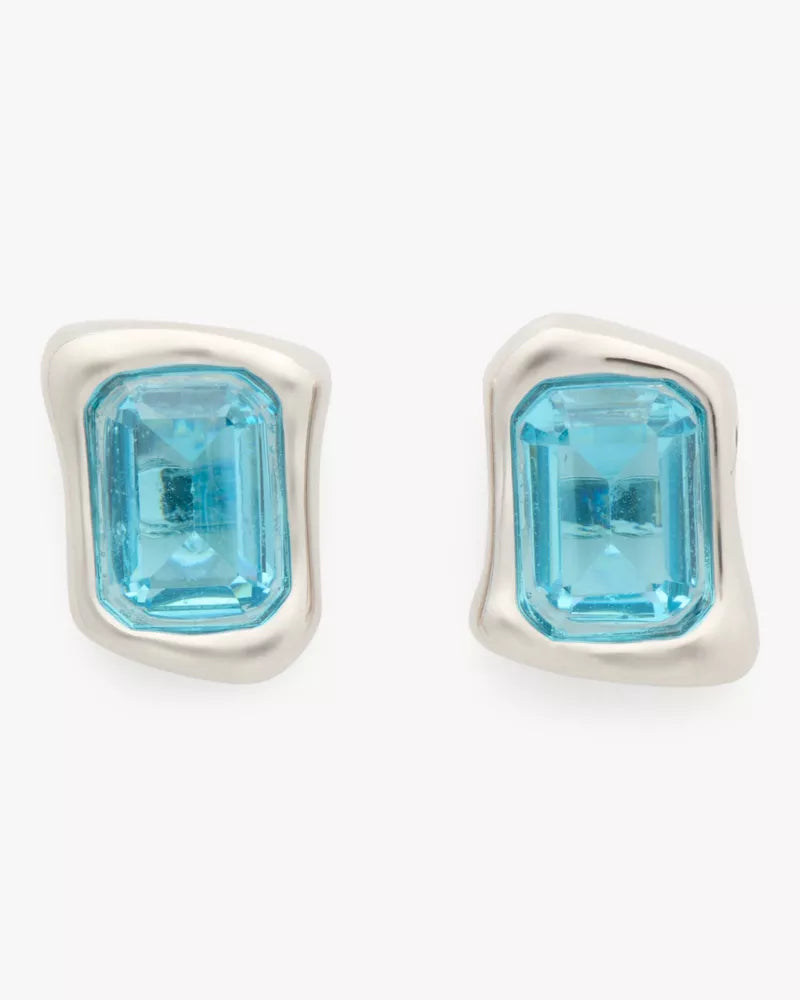 Aqua