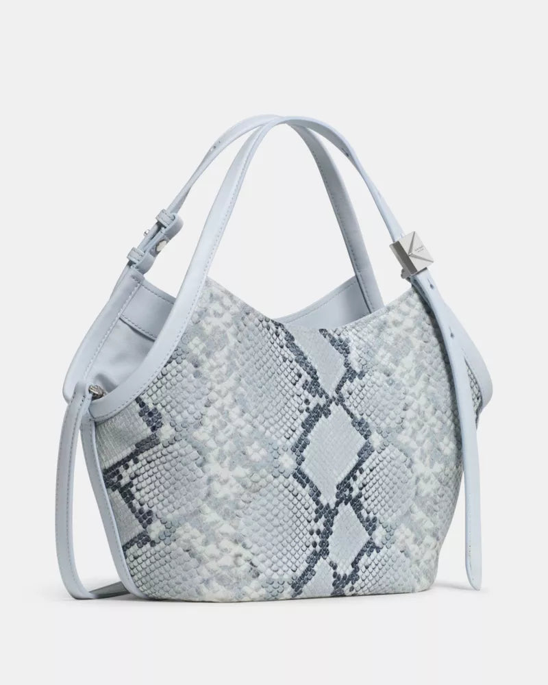 Pale Sapphirine