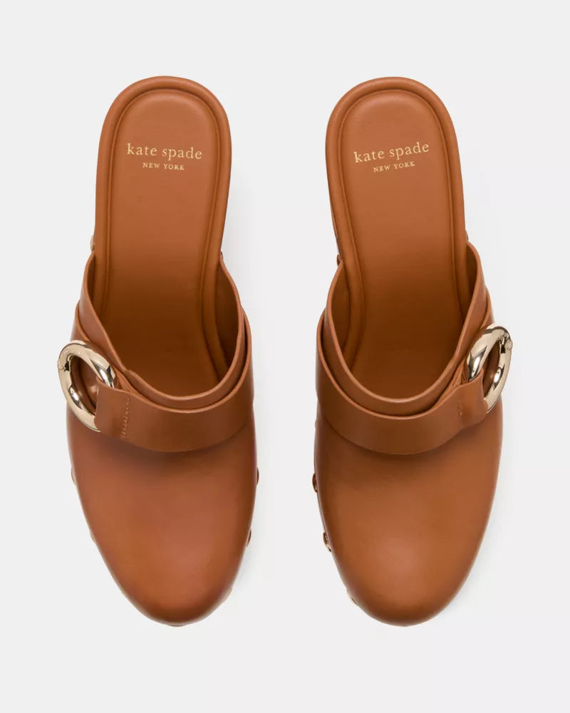 Saddle