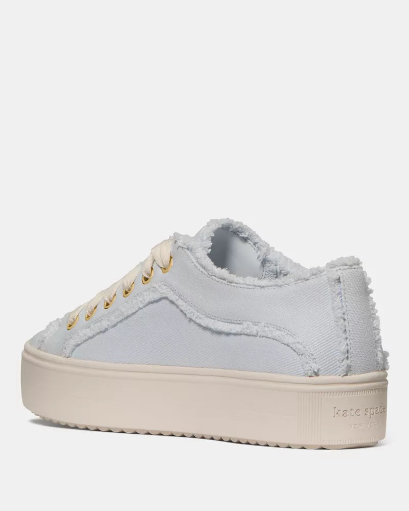 Pale Sapphirine