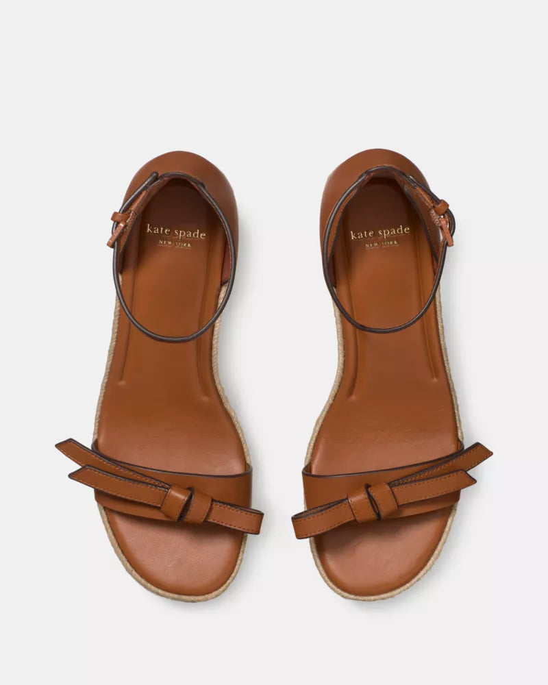 Saddle