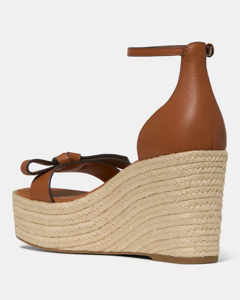 Saddle